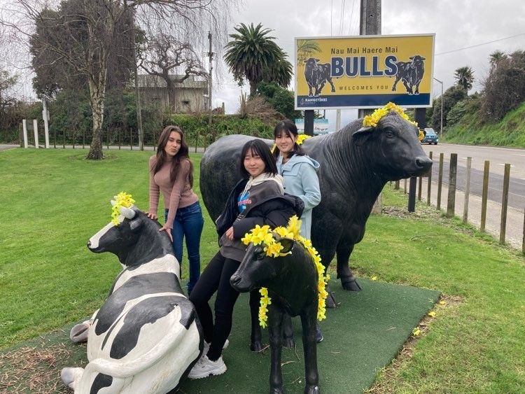 Foto em Bulls com Yuki e Wakana